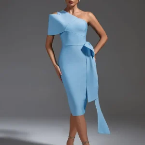 Robe bleue une épaule